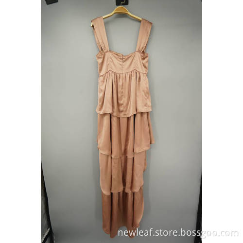 Oregelbundet Slim Fit Ladies Satin Tiered Dress